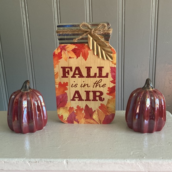 🆕2 Cranberry Pearl Porcelain Pumpkins & Fall Is In The Air Wood Mason Jar Sign - Picture 6 of 17